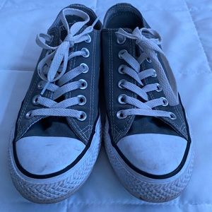 size 7 grey converse